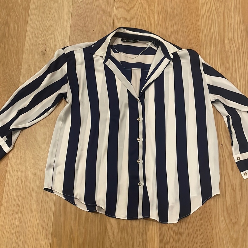 Zara blue and white striped blouse. Gold button detail. Size large